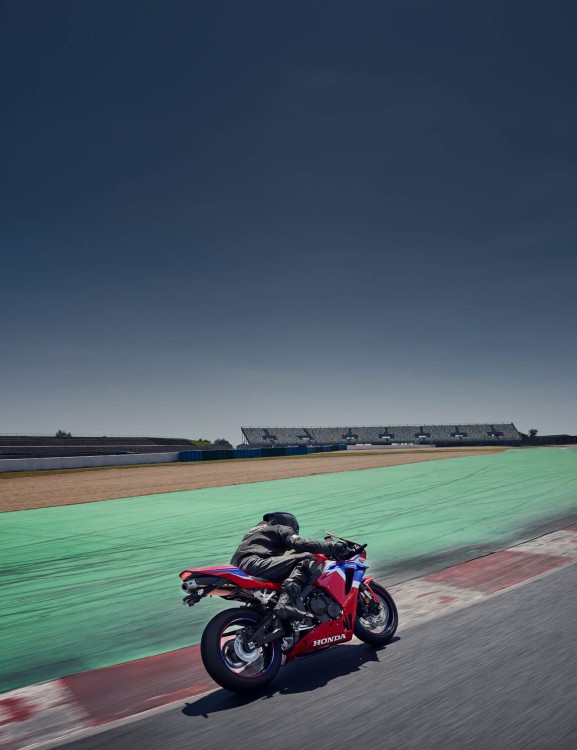 Four Cylinder 599cc Engine