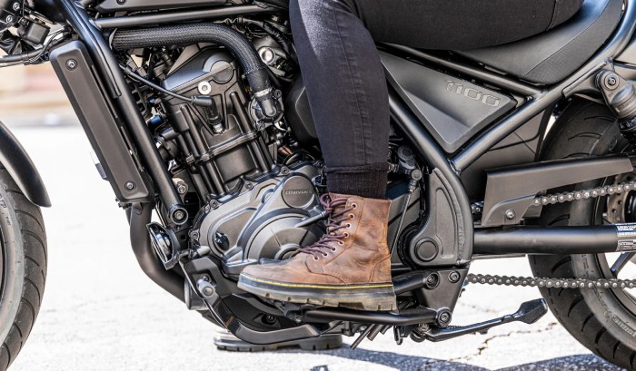 1084cc Twin-Cylinder Engine