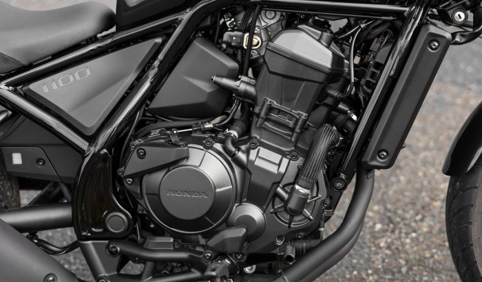 1084cc Twin-Cylinder Engine