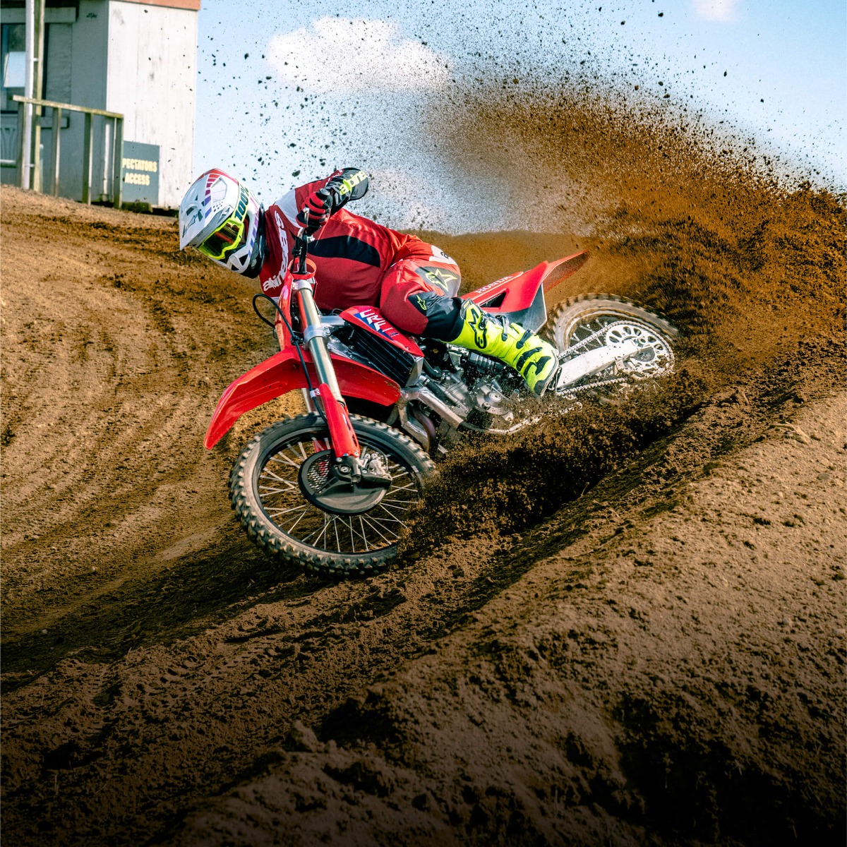 Honda_Motorcycle_Product_Category_Banners_Square_Off-Road_2000_x_2000