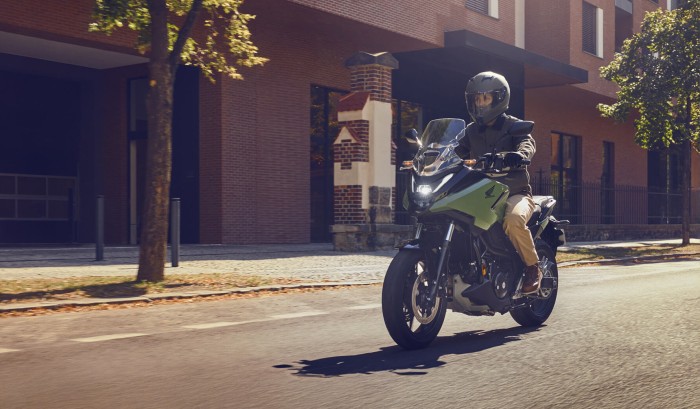 Streamlined Ergonomic Design