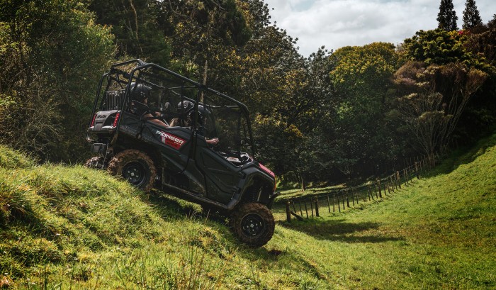 Self-Load Levelling Rear Suspension