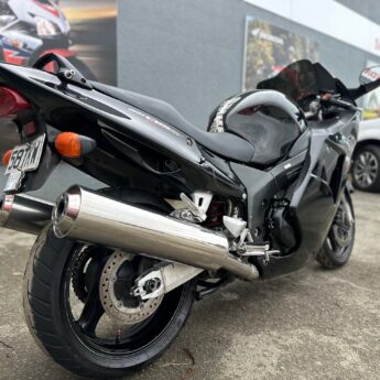 1996 Honda CBR1100XX Blackbird Image 3
