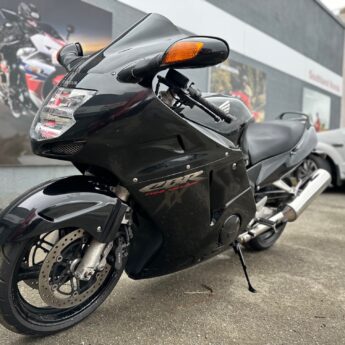 1996 Honda CBR1100XX Blackbird Image 6
