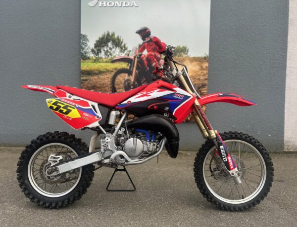 2005 HONDA CR85R Image