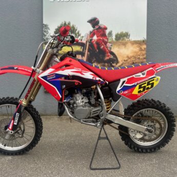 2005 HONDA CR85R Image 1