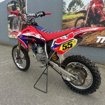 2005 HONDA CR85R Image 8