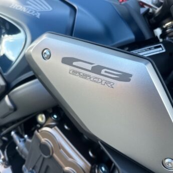 2022 HONDA CB650R Image 14