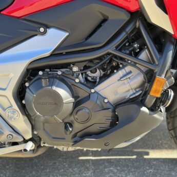 2022 HONDA NC750X Image 4